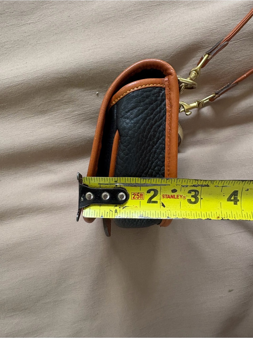 Vintage Dooney & Bourke All Weather Pebbled Leather Crossbody with Brown Trim - Picture 13 of 13